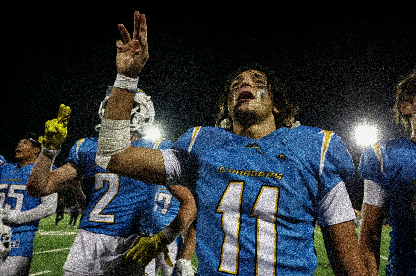 Agoura Football Beats Thousand Oaks for First Time in 21 Years